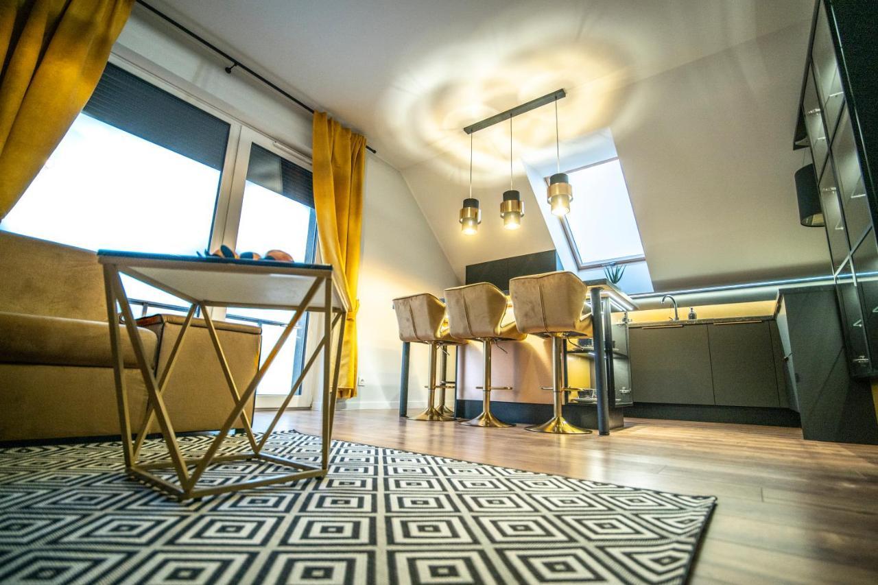 Apartament W Cieplicach Gold Jelenia Góra Exterior foto